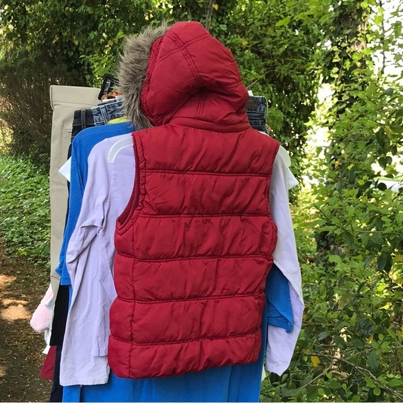 Aeropostale Red Zip Up Puffer Vest Removable Faux Fur Hat Hood Hoodie Small S - Picture 7 of 16